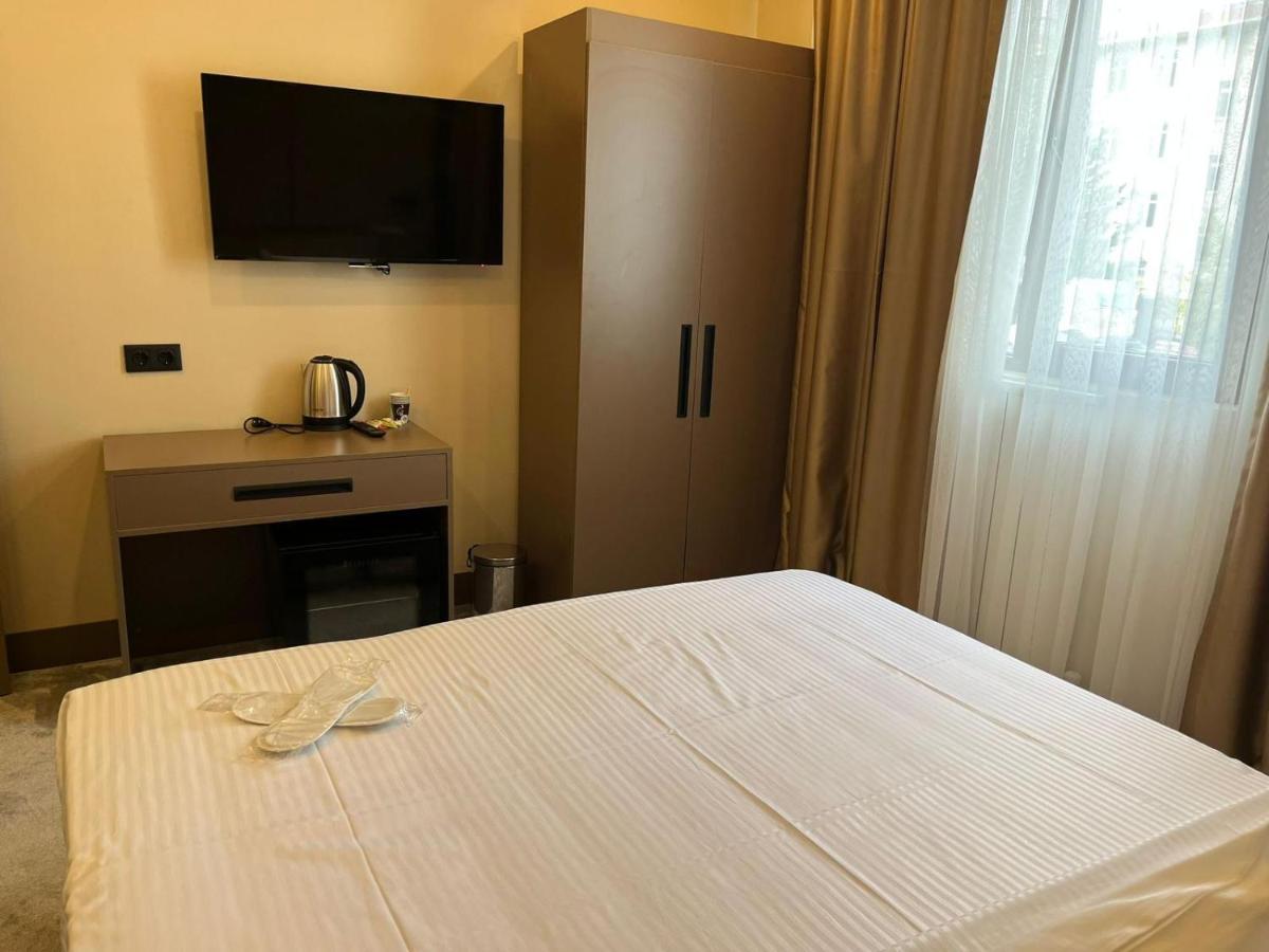 Istanblu Hotel Atasehir Стамбул Екстер'єр фото