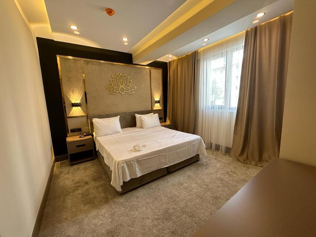 Istanblu Hotel Atasehir Стамбул Екстер'єр фото