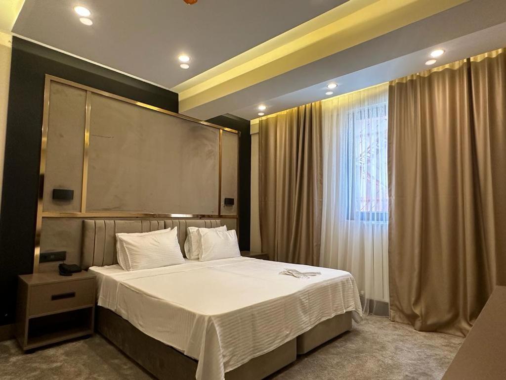 Istanblu Hotel Atasehir Стамбул Екстер'єр фото