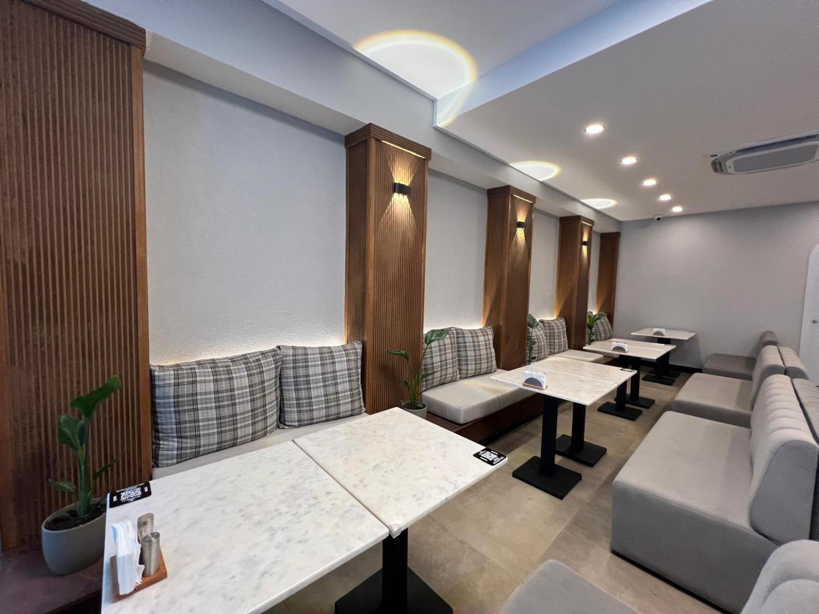 Istanblu Hotel Atasehir Стамбул Екстер'єр фото